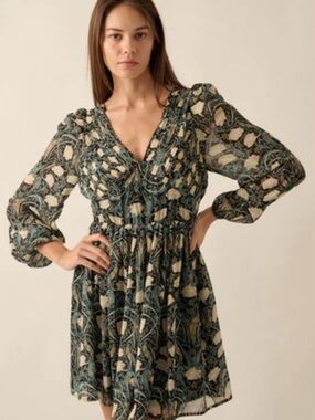43. Promesa Floral Midi Dress